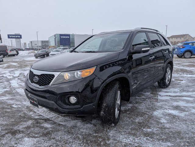 2012 Kia Sorento EX AWD | LEATHER | SUNROOF | CAMERA |BLUETOOTH in Cars & Trucks in London - Image 2