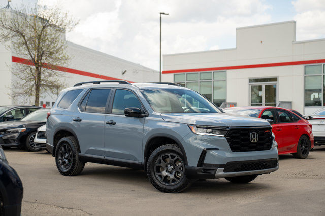 2025 Honda Pilot TrailSport in Cars & Trucks in Edmonton - Image 2