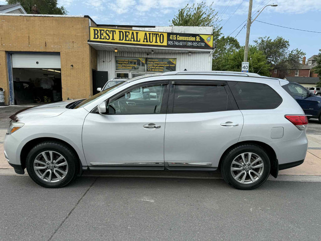 2014 Nissan Pathfinder in Cars & Trucks in Hamilton - Image 4