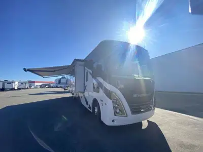 Thor Motor Coach Windsport Class A gas motorhome 34R highlights: Theater Seating Full-Wall Slide Dro...