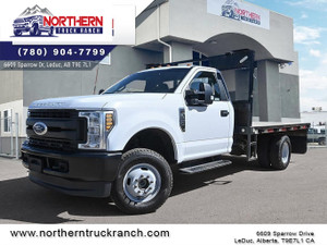 2018 Ford F-350 Chassis XL REGULAR CAB 4X4 FLAT BED TRUCK