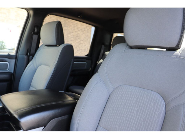 2023 Ram 1500 BIG HORN LVL II, OFF RD 4X4 HEMI LOADED/ LIKE NEW! in Cars & Trucks in Winnipeg - Image 3