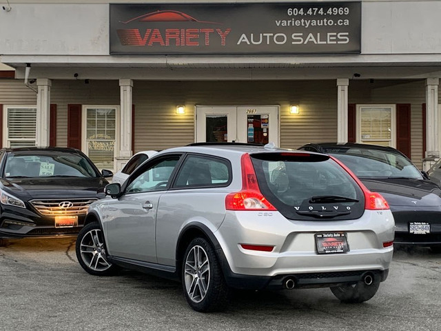 2011 Volvo C30 Automatic Sunroof No Accident FREE Warranty!! in Cars & Trucks in Burnaby/New Westminster - Image 4