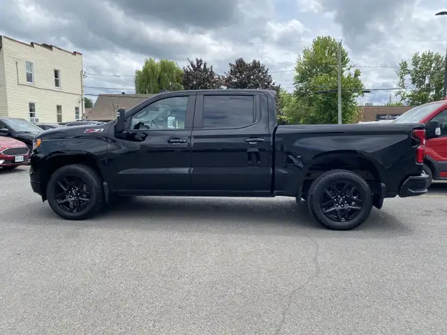 2022 Chevrolet Silverado 1500 RST dans Autos et camions dans Cornwall - Image 7