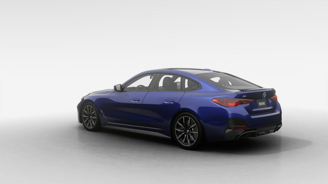2025 BMW i4 eDrive35 Gran Coupe Hybride | Premium Amélioré in Cars & Trucks in City of Montréal - Image 2