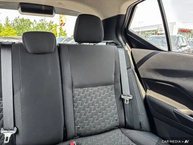 2021 Nissan Kicks in Cars & Trucks in Ottawa - Image 17