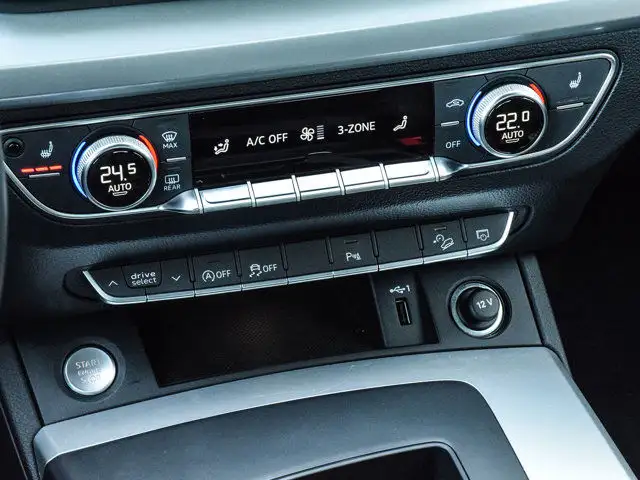 2023 Audi Q5 Komfort | Leather | Navigation | Heated Seats in Cars & Trucks in Windsor Region - Image 23