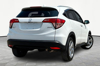 Engine: 4 Cylinder Engine 1.8L L/100Km City: 8.9 L/100Km Hwy: 7.5 Safety Equipment ABS And Driveline... (image 6)