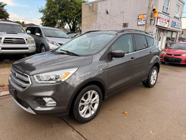2017 Ford Escape FWD 4dr SE in Cars & Trucks in Hamilton - Image 3