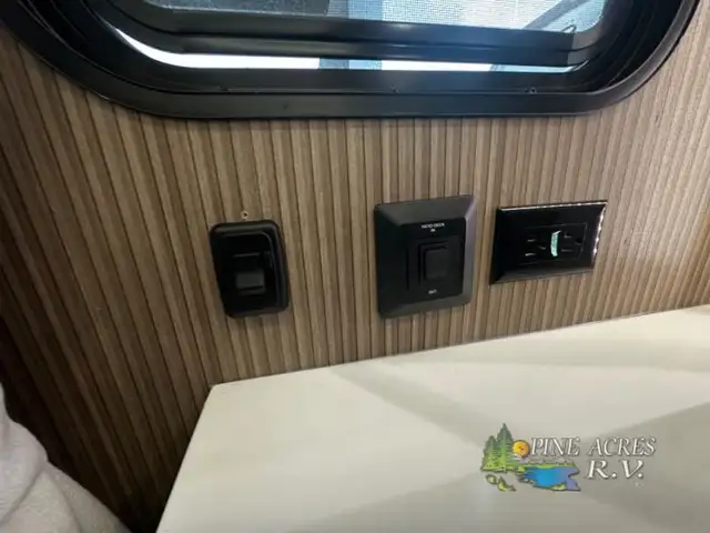 2025 Forest River RV Wildwood 34VERANDA in Travel Trailers & Campers in Truro - Image 19