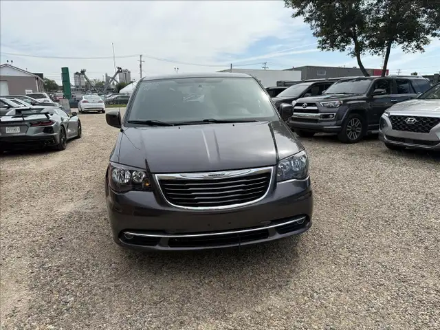 2015 Chrysler Town & Country S63815786312961121