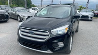 Le Ford Escape SE 2017 est un VUS compact qui combine polyvalence, performances efficaces et technol... (image 4)