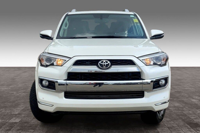 2018 Toyota 4runner 4DR SUV 4WD in Cars & Trucks in Strathcona County - Image 3