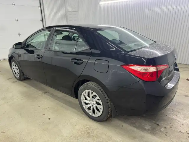2019 Toyota Corolla LE Sièges Chauffants Écran Bluetooth Caméra  in Cars & Trucks in Shawinigan - Image 9