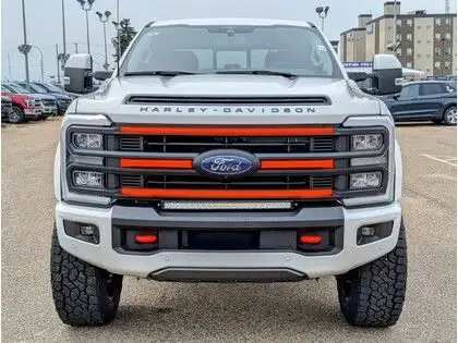 2024 Ford F-350 HARLEY DAVIDSON in Cars & Trucks in Edmonton - Image 11