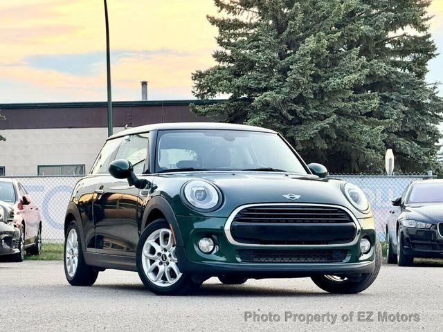 2016 MINI Cooper Hardtop 66598 KM! ONE OWNER! CERTIFIED! in Cars & Trucks in Calgary