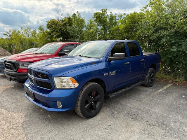 2017 RAM 1500 ST ONE OWNER | LOW MILEAGE | CREW CAB | HEMI | 4X4 in Cars & Trucks in London