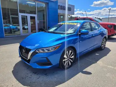  2022 NISSAN SENTRA SV, TOIT OUVRANT, SIEGES CHAUFFANTS, DEMARRE