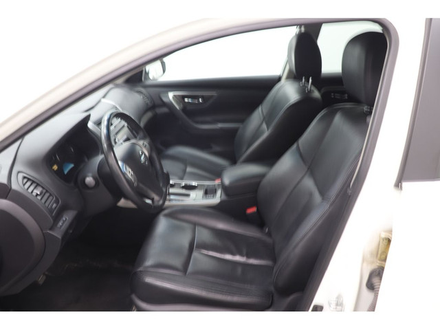 2015 Nissan Altima SL, CUIR, NAVI, BLUETOOTH, CRUISE, TOIT-OUVRA in Cars & Trucks in Longueuil / South Shore - Image 2