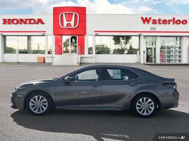 2024 Toyota Camry SE | BACKUP CAM | CARPLAY | HEATED SEATS in Cars & Trucks in Kitchener / Waterloo - Image 4