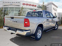 This Ram 1500 boasts a ERG 3.6L Pentastar(TM) VVT V6 w/ eTorque engine powering this Automatic trans... (image 5)