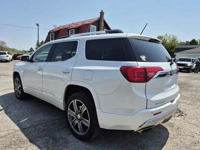 2017 GMC Acadia Denali - No Accidents - Certified in Cars & Trucks in London - Image 6