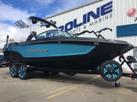 2022 MasterCraft XT 24