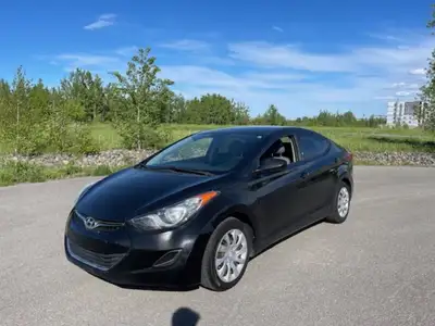 Hyundai Elantra 2013 Automatique 157 000km 4cyl 1.8L Air climatisée Régulateur de vitesse siège et m...