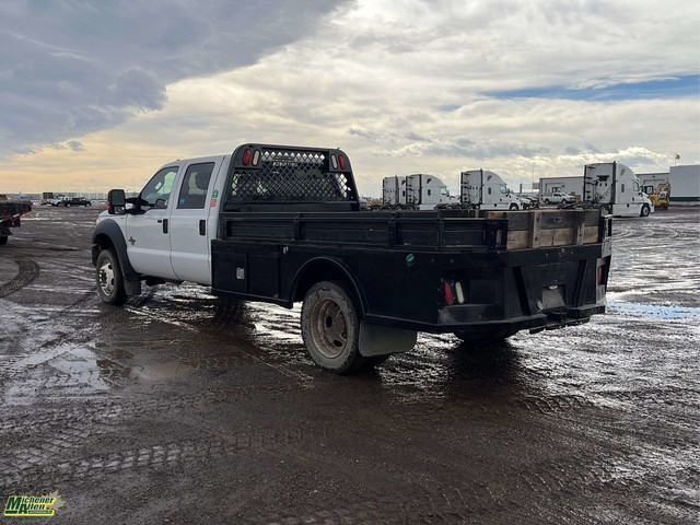 2012 Ford F-550 Super Duty 4x4 Crew Cab DRW in Heavy Trucks in Calgary - Image 3