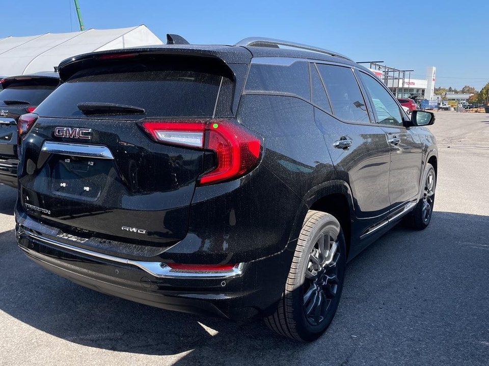 2023 GMC Terrain Denali