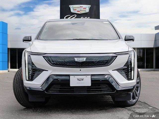 2025 Cadillac OPTIQ Sport in Cars & Trucks in Windsor Region - Image 2
