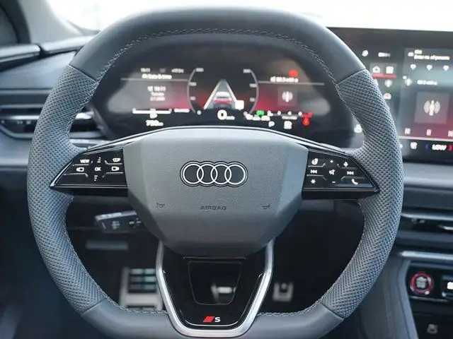 2025 Audi SQ5 Sportback Progressiv dans Autos et camions dans Région de Windsor - Image 19