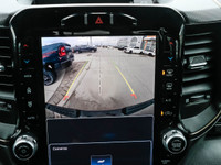 Diamond Black Crystal Pearlcoat 2023 Ram 1500 8-Speed Automatic HEMI 5.7L V8 VVT10 Speakers, Apple C... (image 9)