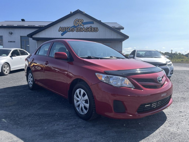 2013 Toyota Corolla CE dans Autos et camions  à Sherbrooke
