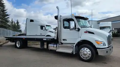 Loaded Cab NRC 20TB23 10,000 winch radio remote 102" Wide Toolboxes, lumber storage Stobe package To...