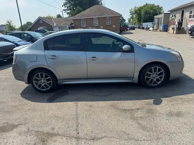 2010 Nissan Sentra SE-R, AUTO, 2.5L, NEWER TIRES, RUNS WELL, AS  in Cars & Trucks in London - Image 7