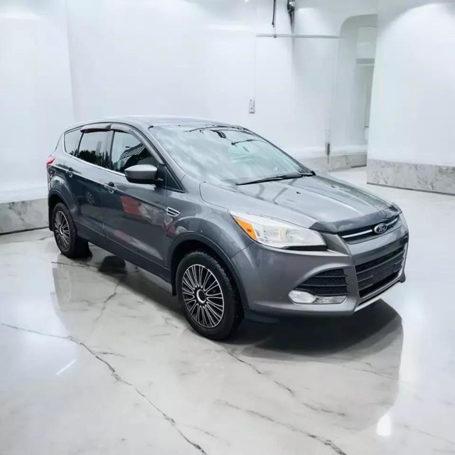 2013 FORD Escape SE in Cars & Trucks in Laval / North Shore