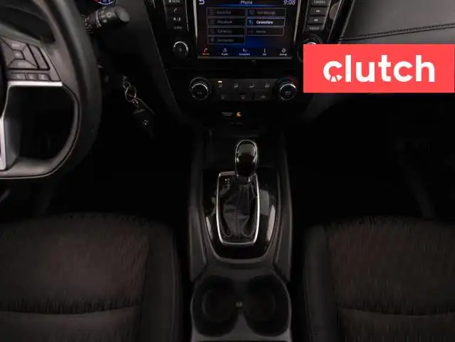 2019 Nissan Rogue S w/ Apple CarPlay & Android Auto, Rearview Ca dans Autos et camions dans Ottawa - Image 35