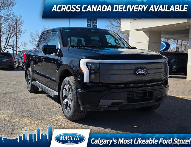 2025 Ford F-150 Lightning FLASH | MAX TOW PKG | MOBILE PWR CORD  in Cars & Trucks in Calgary