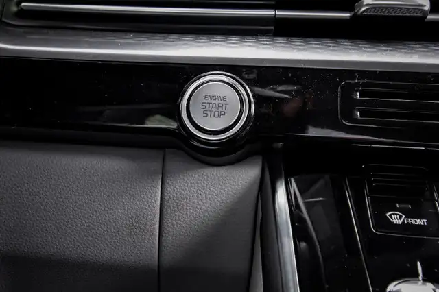 2022 Kia Carnival LX • HEATED SEATS • POWER LIFTGATE • CP/AA in Cars & Trucks in Cornwall - Image 17