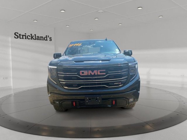 2022 GMC NEW SIERRA 1500 CREW CAB 4X4 AT4 4X4 in Cars & Trucks in Stratford - Image 3