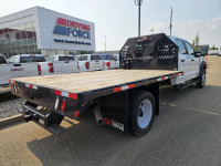 2023 Ford Super Duty F-550 DRW XL 4WD Crew Cab 203" WB 84" CA, 12ft Deck, 6.7L V8 Diesel, High Capac... (image 4)
