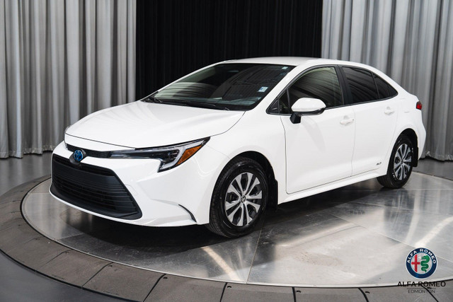 2025 Toyota Corolla Hybrid LE AWD | HYBRID | LOW KMS in Cars & Trucks in Edmonton