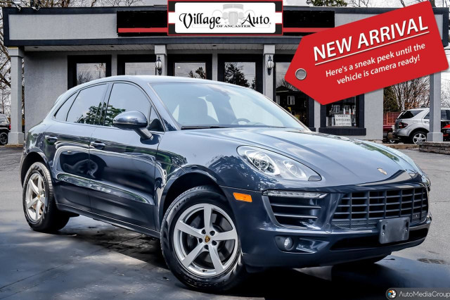 2017 Porsche Macan in Cars & Trucks in Hamilton