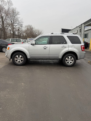 2011 Ford Escape Limited