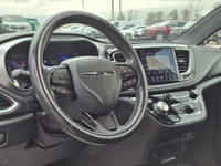 Look at this certified 2019 Chrysler Pacifica Limited | Leather | Dual DVD Screens | Panoramic Sunro... (image 1)