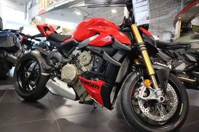 2024 Ducati Streetfighter V4 S Red Push forward The Streetfighter V4 was an instant success and set...