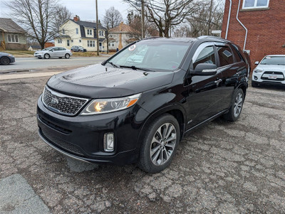 2015 KIA Sorento Limited 130,071 KM sporty 6 cylinder