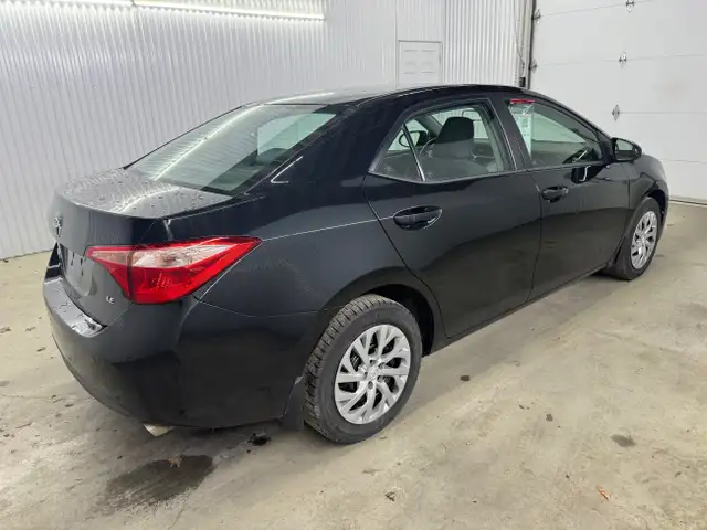 2019 Toyota Corolla LE Sièges Chauffants Écran Bluetooth Caméra  in Cars & Trucks in Shawinigan - Image 6
