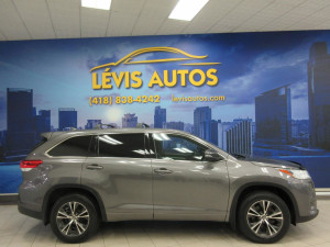 2018 Toyota Highlander LE AWD V6 3.5L 8 PASSAGERS TOUT EQUIPE